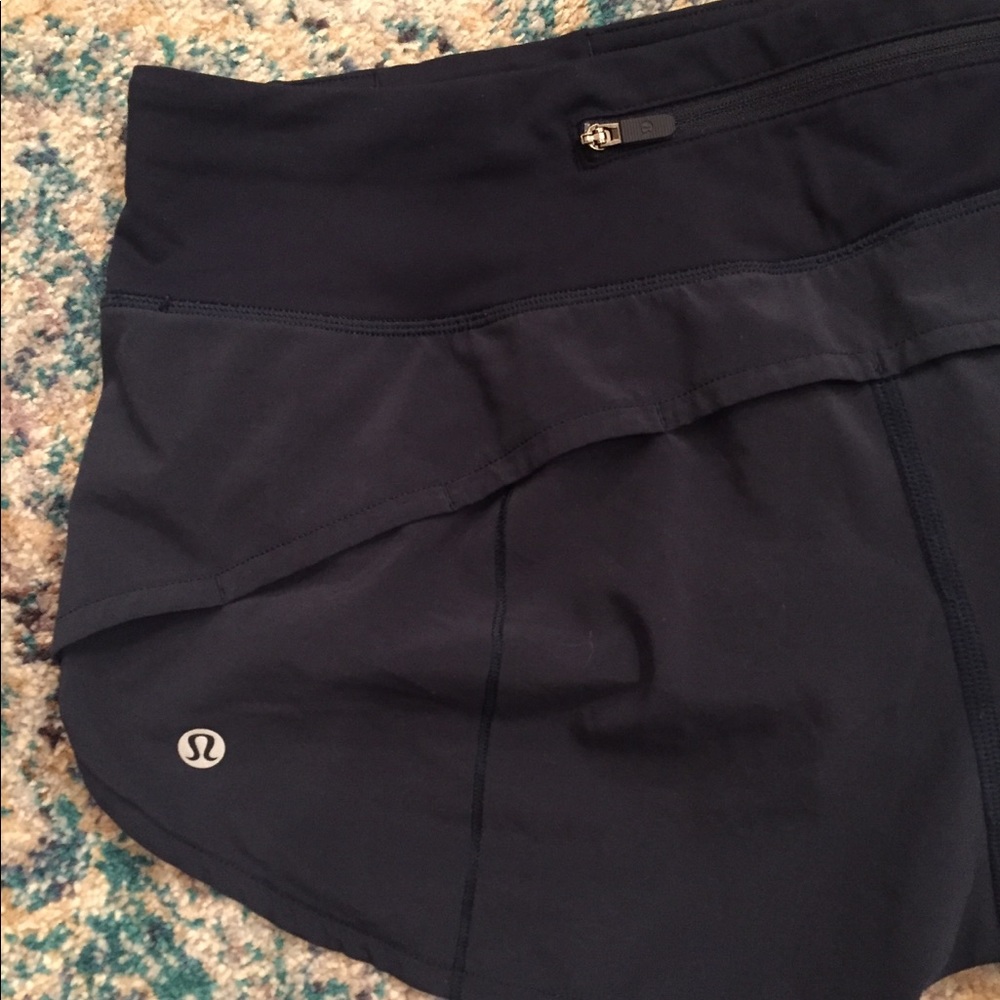 Lululemon Navy Speed Up Short 2.5”